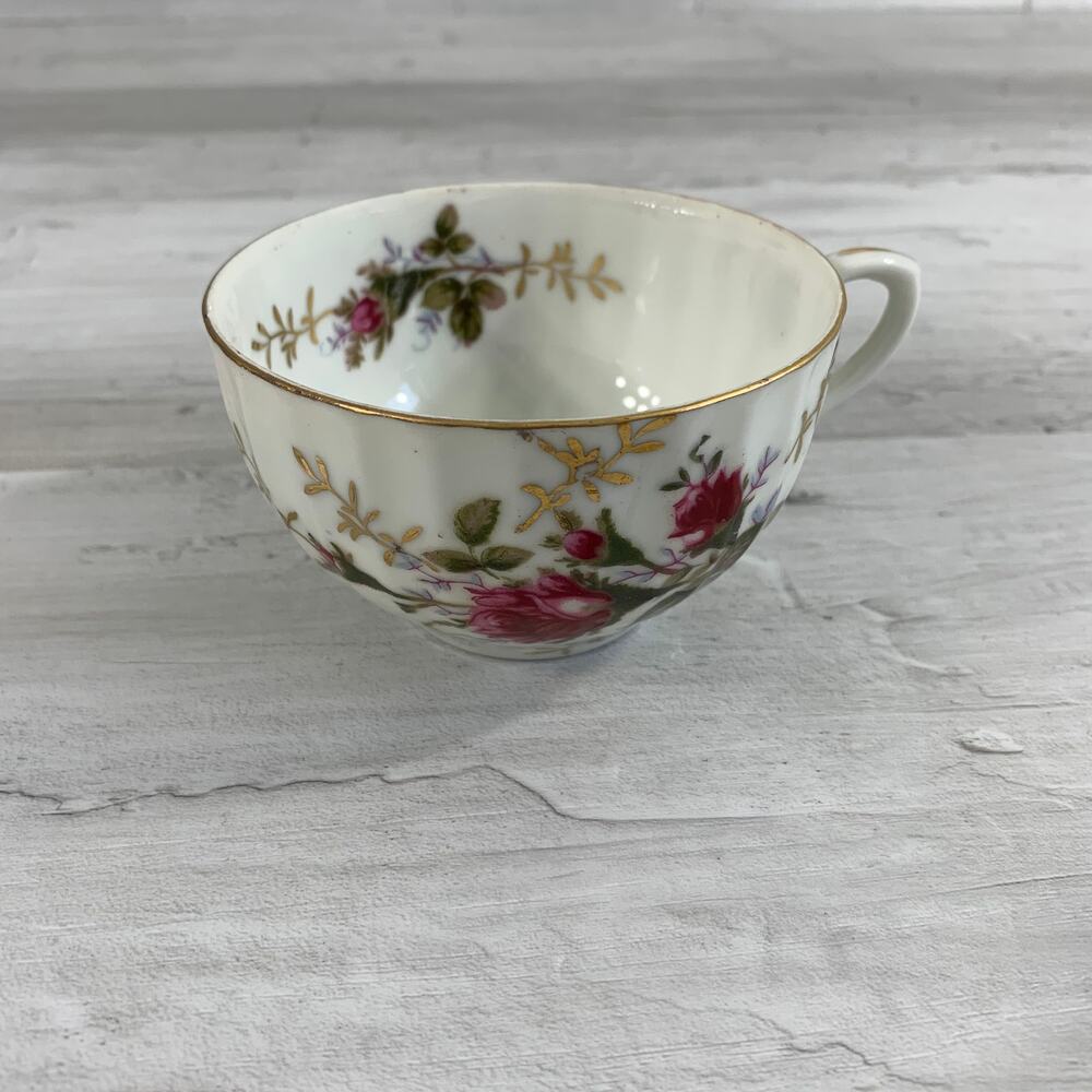 Vintage Teacup Floral Gold Trim Unbranded Cottagecore Grandmacore Victorian